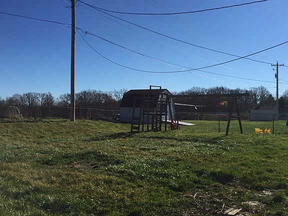 4th image of 6215 Skyview Cir