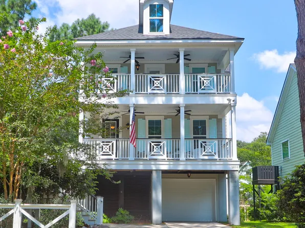 1638 Periwinkle Dr, Mount Pleasant, SC 29466