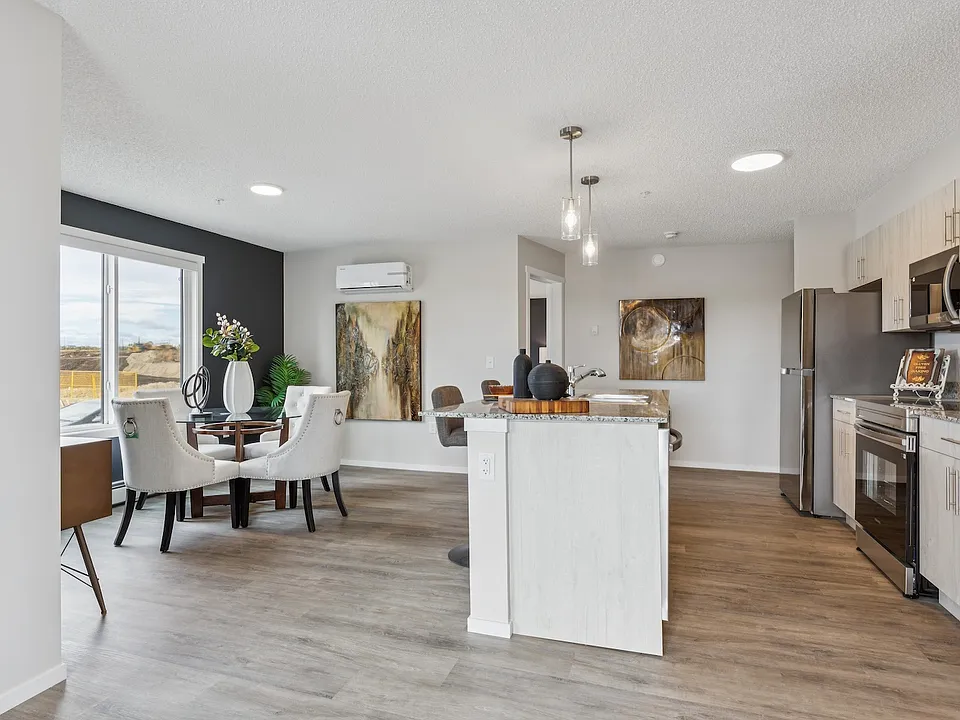 388 Silverton Glen Grn SW