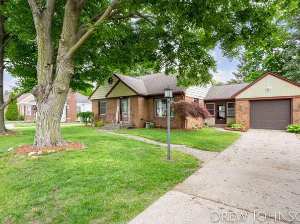 3148 Higgins Ave SW, Grandville, MI 49418