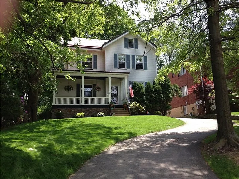 3343 Brownsville Rd photo 1