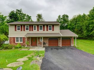 10 Queens Rd, Rockaway, NJ 07866