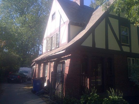 4th image of 11315 Edgewater Dr