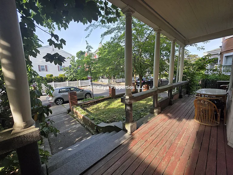 26 Mayfield St #1 — Photo 12
