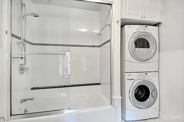 Rented by City Connections Realty | media 6