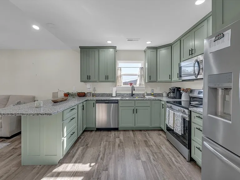 160 Marion Farms Dr — Photo 8