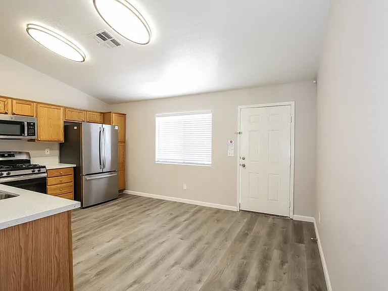 913 Baritone Way — Photo 5
