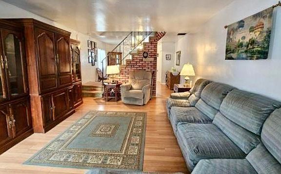 4th image of 1931 E 36th St