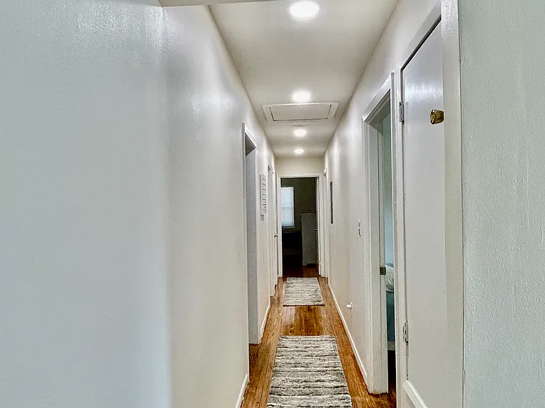 756 Boxwood Dr — Photo 17