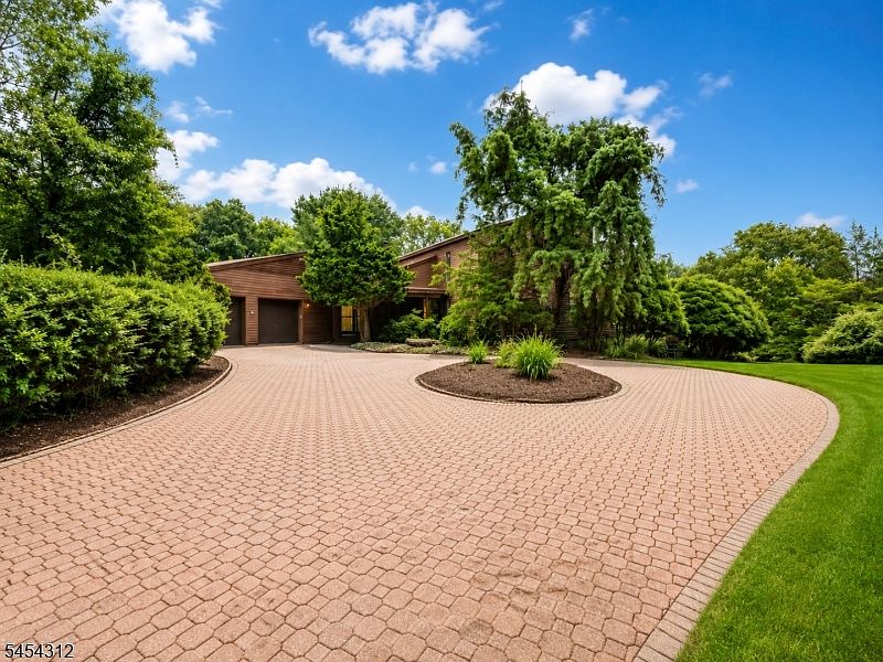1st image of 439 Rockaway Valley Rd