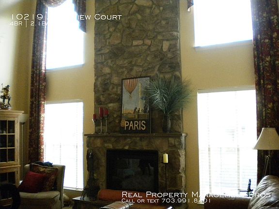 3rd image of 10219 Aqua View Ct