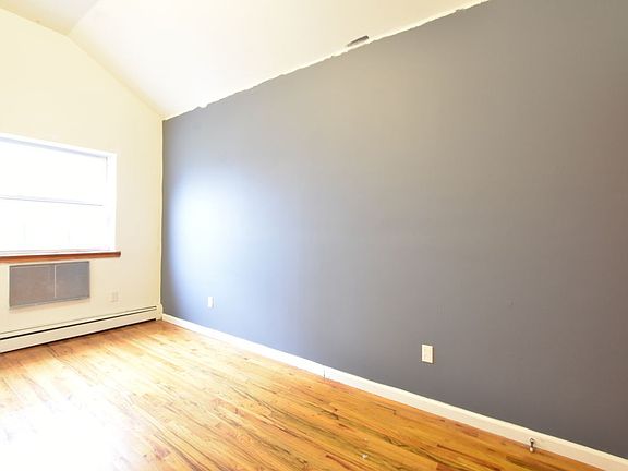 4th image of 444 E 136th St #2