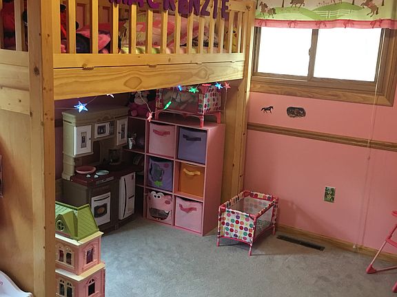 Main floor bedroom-2