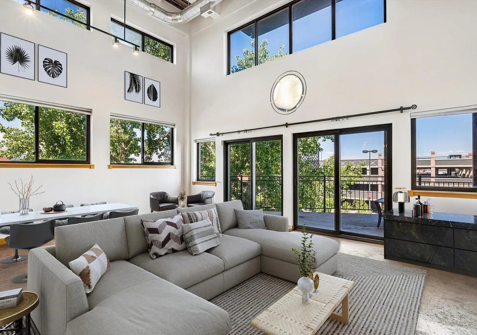 2715 Blake St - #201 — Photo 2