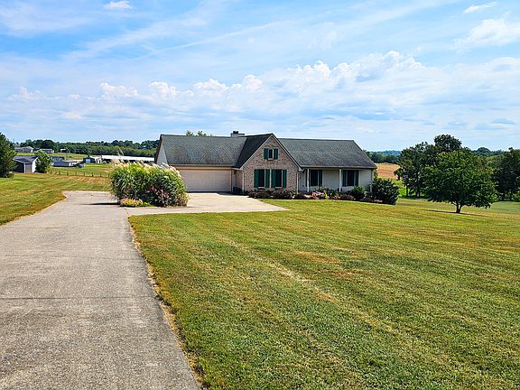 2nd image of 67 Delbar Ln