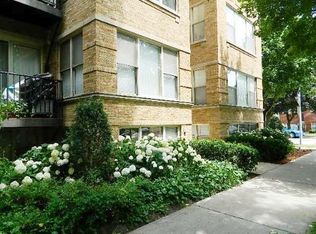 2000-02 W Birchwood Ave, Chicago, IL 60645