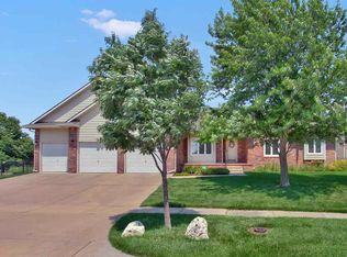 912 N Cedar Park, Wichita, KS 67235