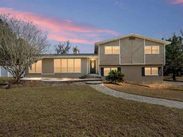 8205 SW 44th Ter, Gainesville, FL 32608