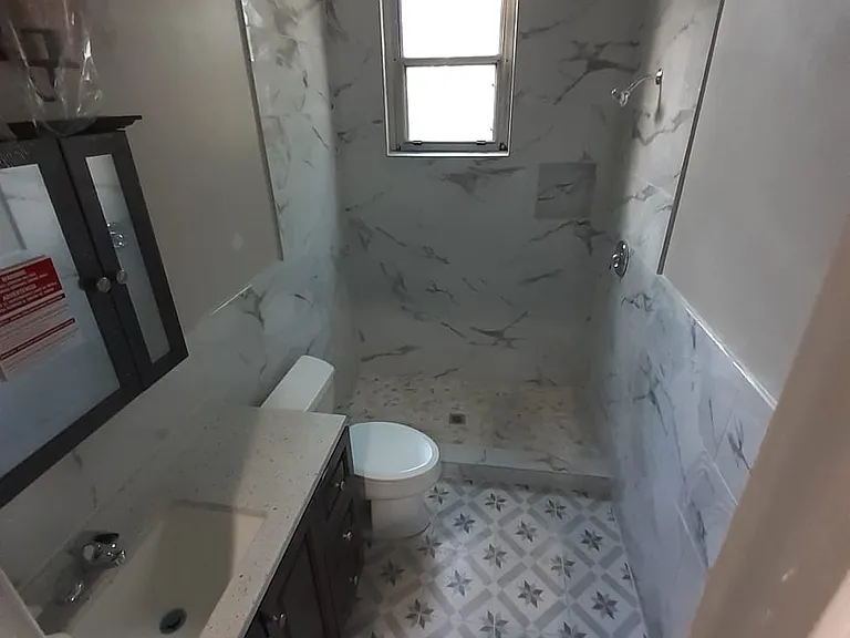 1708-1710 Bolivar St #1710-A — Photo 2
