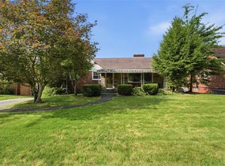 125 White Oak Dr, White Oak, PA 15131