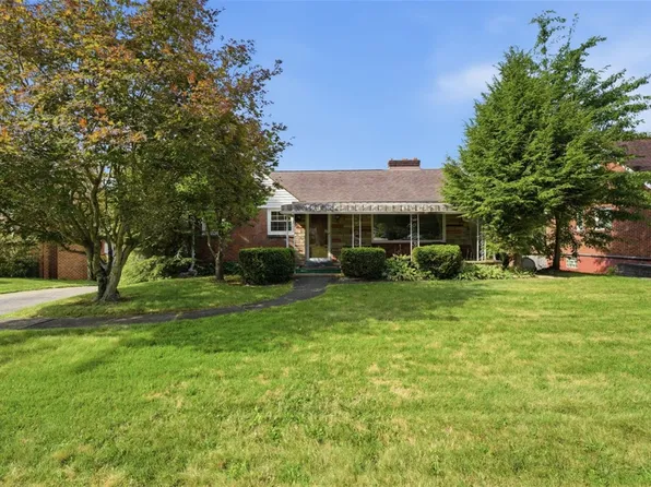 125 White Oak Dr, White Oak, PA 15131