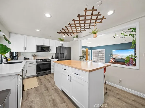 148 S Seneca Cir #24, Anaheim, CA 92805