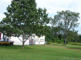 28 Jennings Hill Rd, Dexter, ME 04930