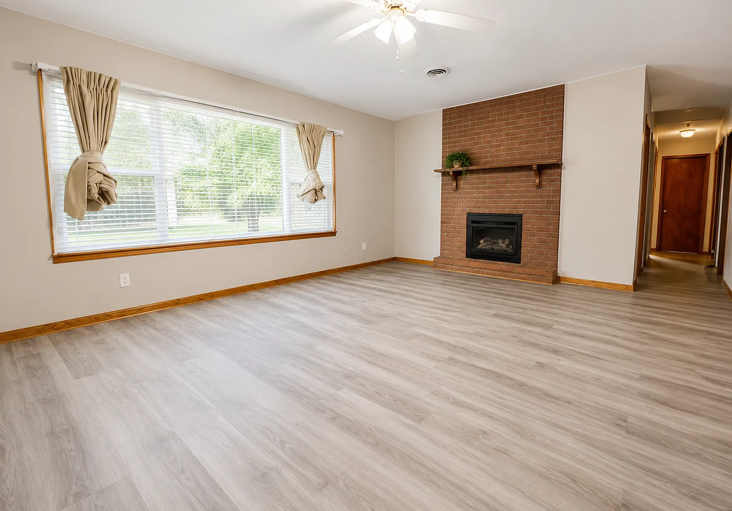 3 bed, 1380 sqft, $1,175 — Photo 3