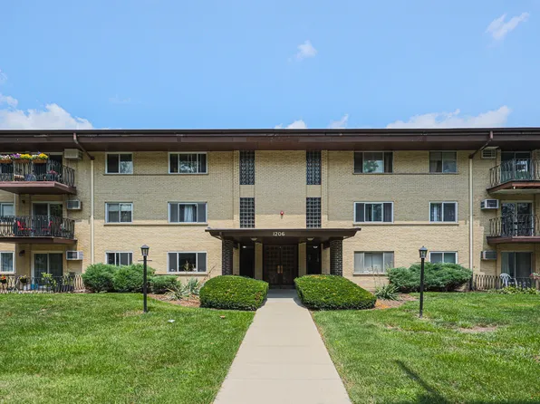 1206 E Fairview St APT 106, Arlington Heights, IL 60005