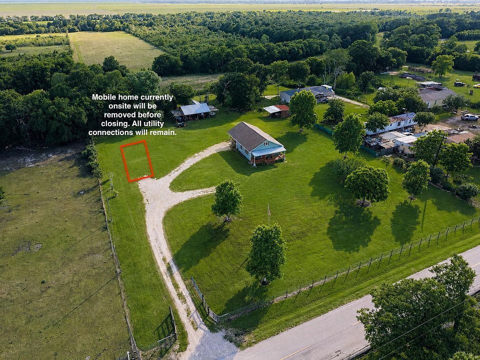 1st image of 2240 Meyer Rd