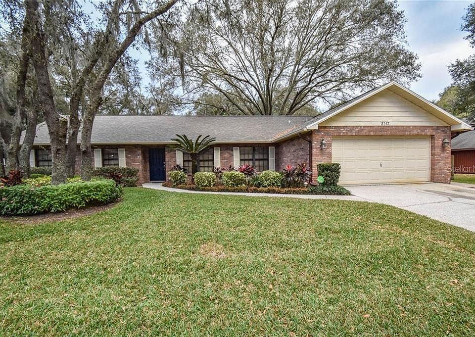1st image of 2317 Travis Robert Ave