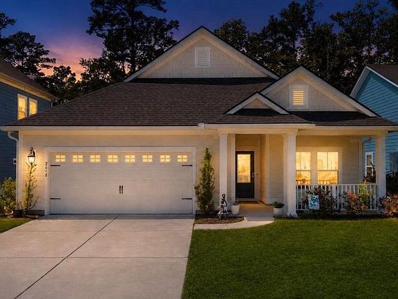 2nd image of 2618 Goldfinch Dr.