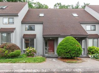 6 Harwich Ct, Merrimack, NH 03054