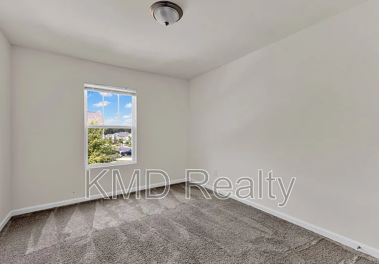 260 Abington St — Photo 12