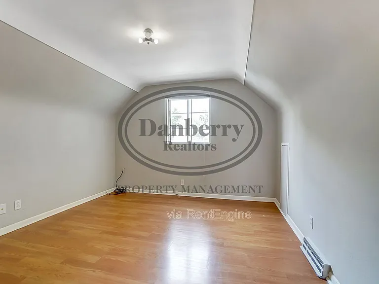 1115 Secor Rd — Photo 26