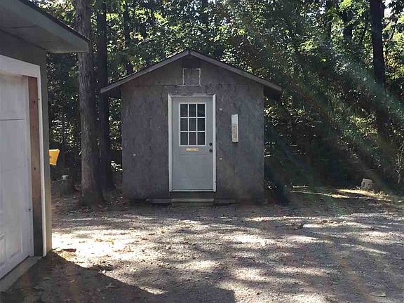 3rd image of 490 County Road 768