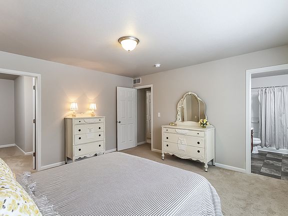2nd image of 3253 Hill Hollow Ln