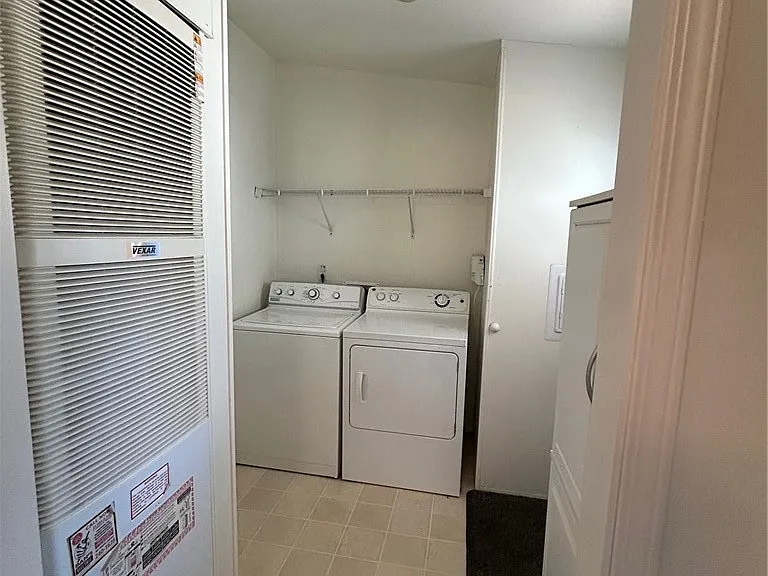 24 Gitana Ave — Photo 6