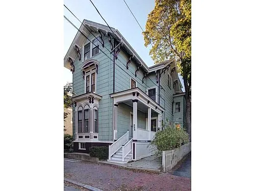 325 Spring St #2 Photo 1