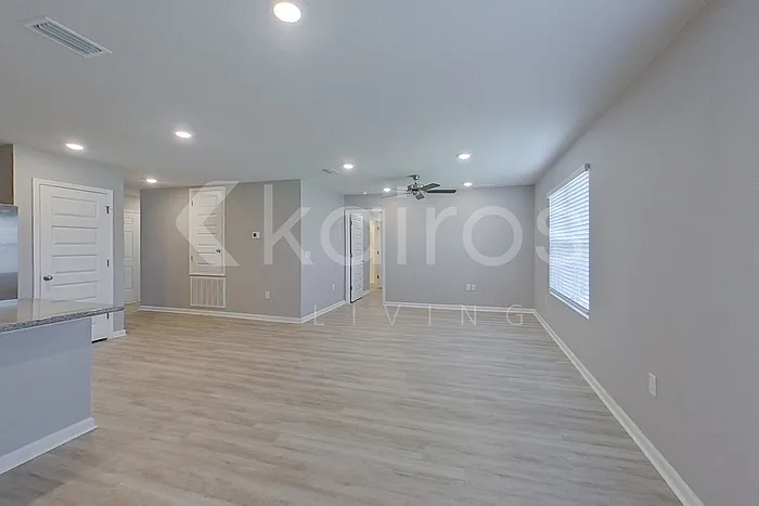 4660 Malay Cir — Photo 8