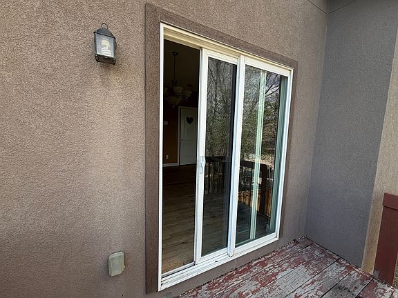 4th image of 2885 E Lookout Dr