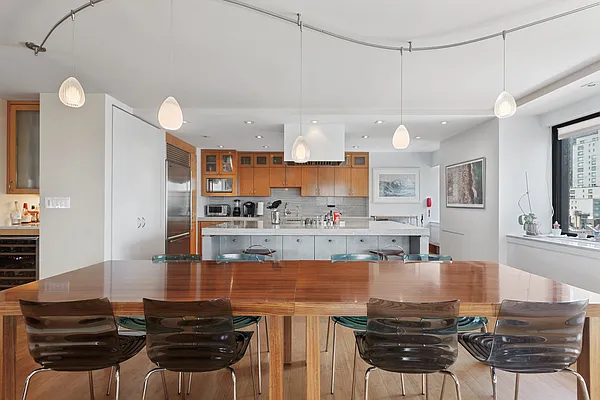 Sold by Corcoran | media 2