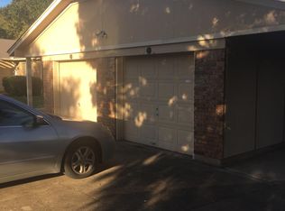 702 Billie Ruth Ln, Hurst, TX 76053