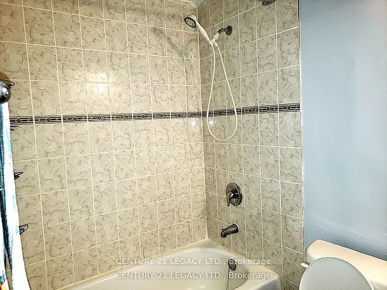 21 Kilrea Way #LOWER LEVEL — Photo 12