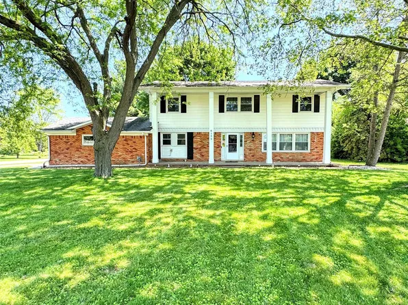 6139 Pebbleshire Cir, Grand Blanc, MI 48439