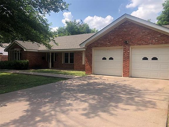 2nd image of 2238 Brook Hollow Dr