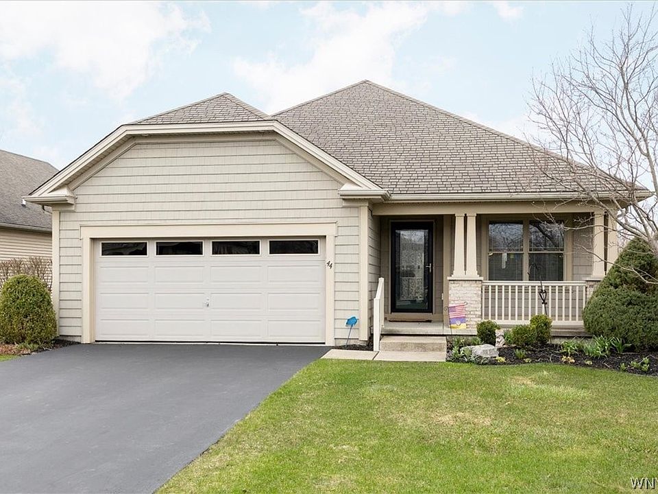 1st image of 44 Springbrook Shores Dr