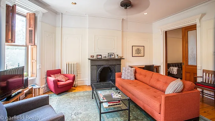 Rented by Garfield Realty  | media 27