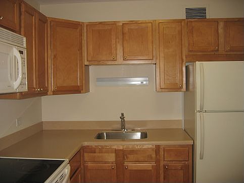 2nd image of 3550 N Lake Shore Dr APT 1109