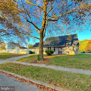 2 Kentucky Ln, Levittown, PA, 19055